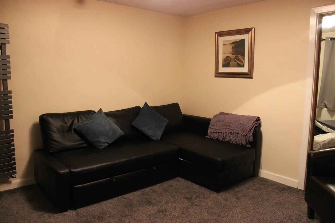 The New Lodge Pontardawe Exteriör bild