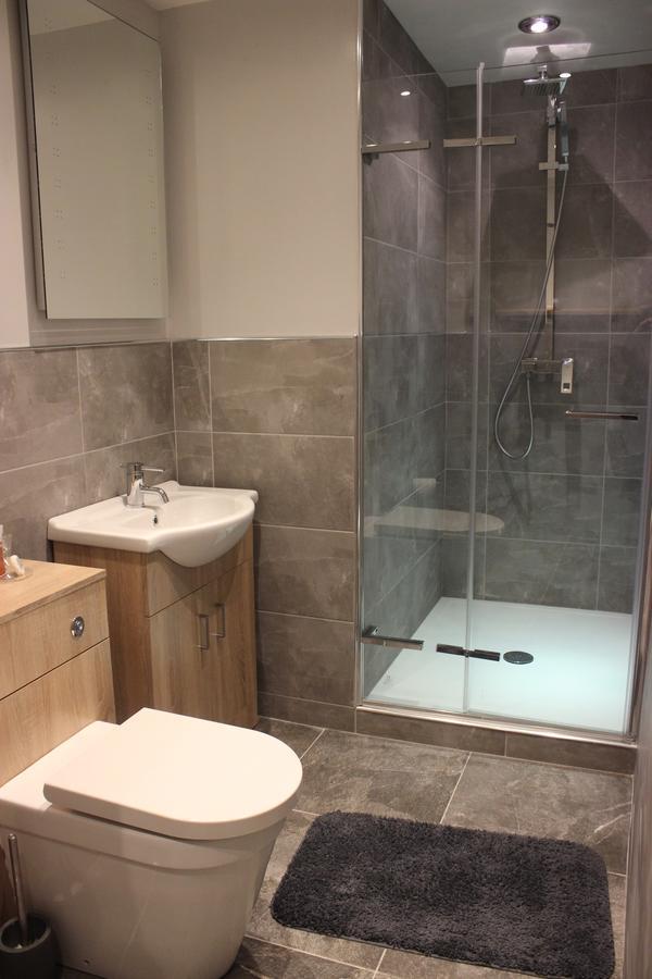 The New Lodge Pontardawe Exteriör bild